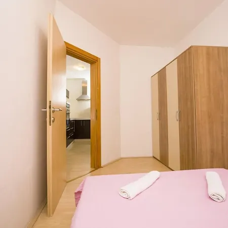 Ilir 2912 Gasthof