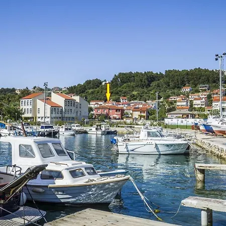 Ilir 2912 Gasthof Banjol